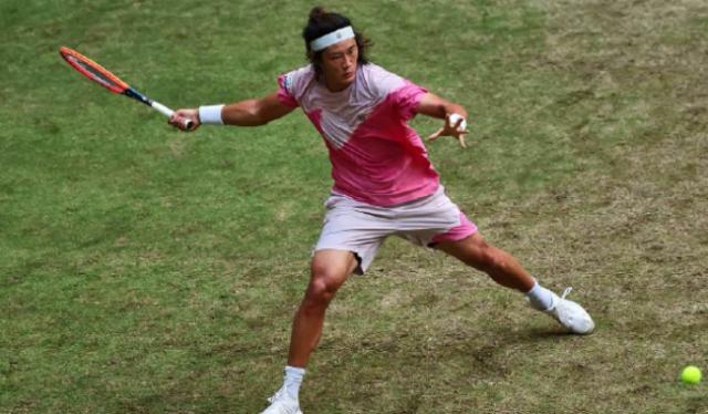 PG试玩-张之臻距前30仅差一胜！哈雷半决赛再战世界第一